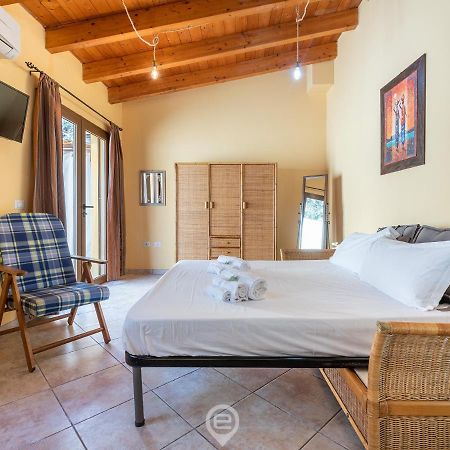 Lidia'S House Apartment Oristano Exterior photo